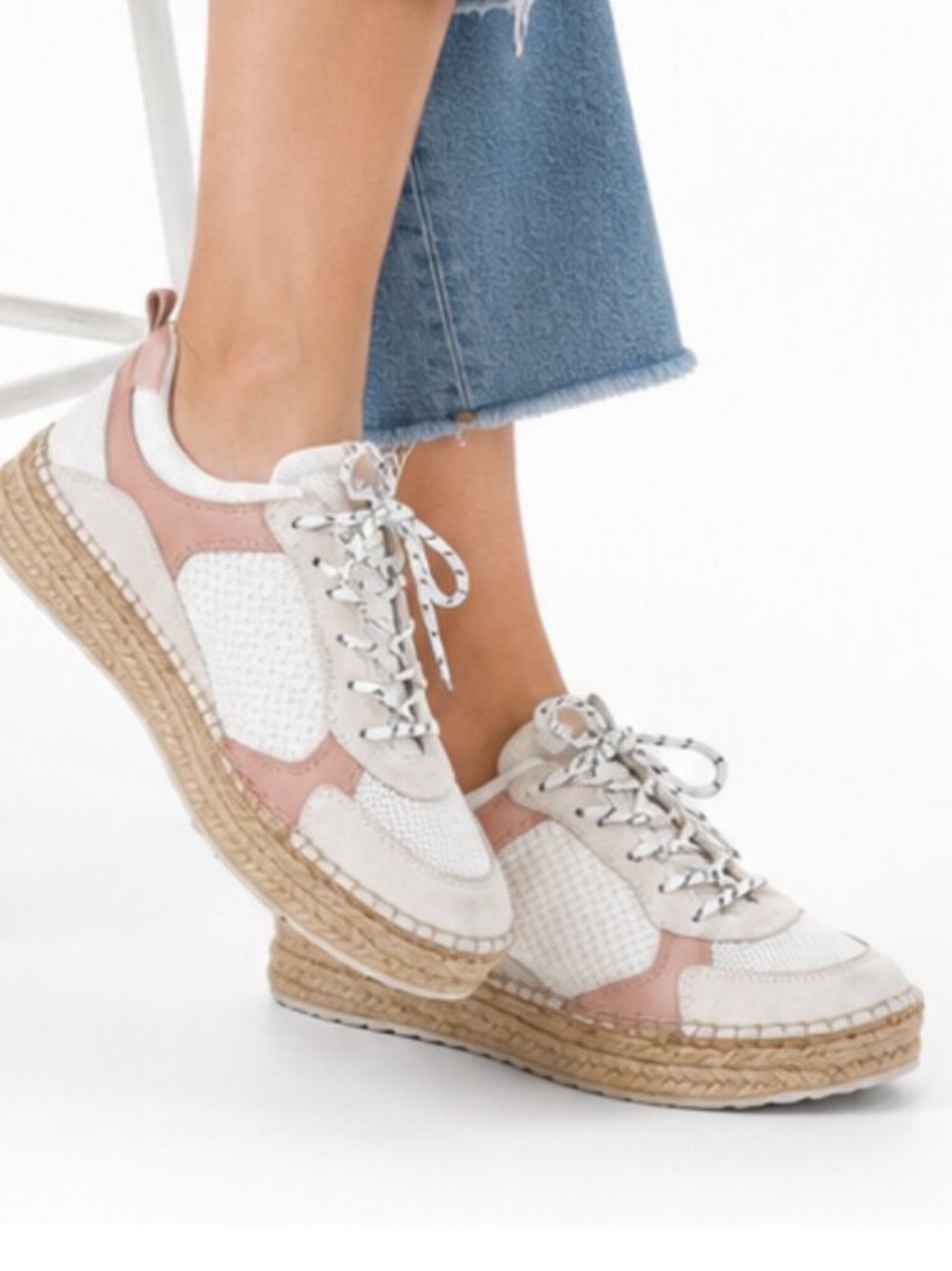 Marc Fisher Janette 3 Espadrille Sneaker 
Leather Blend 
White Pink Size 7.5